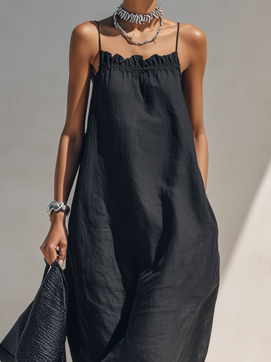 Greta | Maxi abito nero con scollo arricciato e spalline sottili