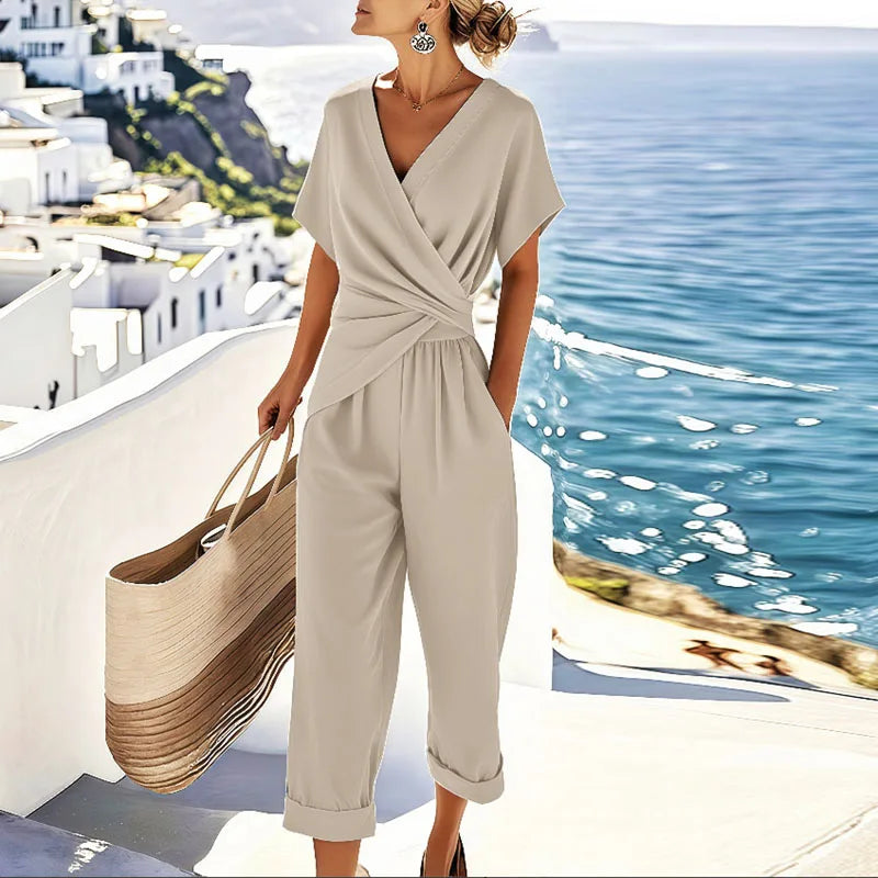 Edera | Completo due pezzi beige con top incrociato e pantaloni cropped